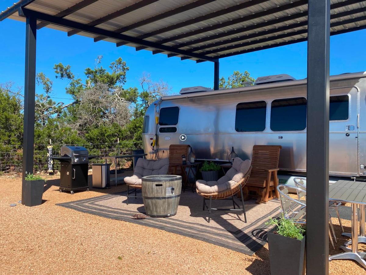 Airstream Alfresco Hotel เฟรเดอริกส์เบิร์ก ภายนอก รูปภาพ