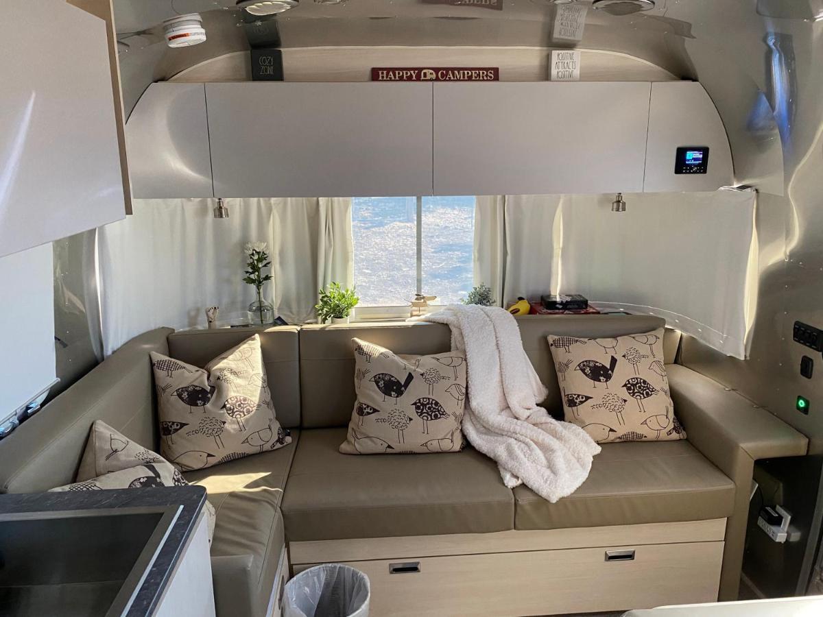 Airstream Alfresco Hotel เฟรเดอริกส์เบิร์ก ภายนอก รูปภาพ